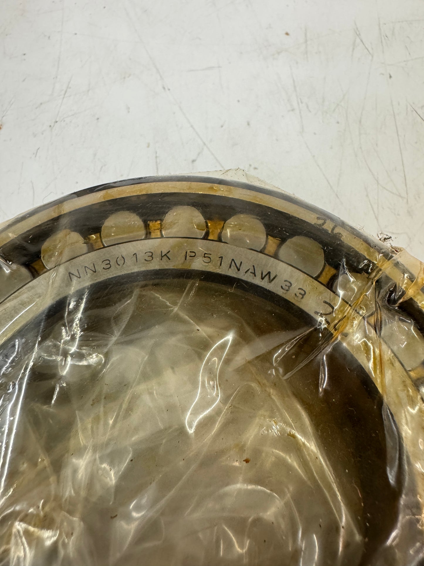 Consolidated Bearing NN3013K P51NAW33 65 mm ID x 100 mm OD x 26 mm Width - NEW