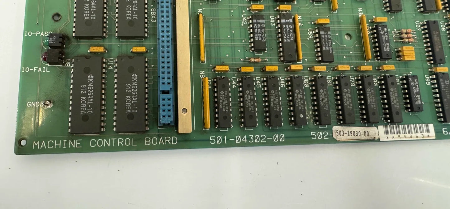 Giddings & Lewis Machine Control Board 501-04302-00