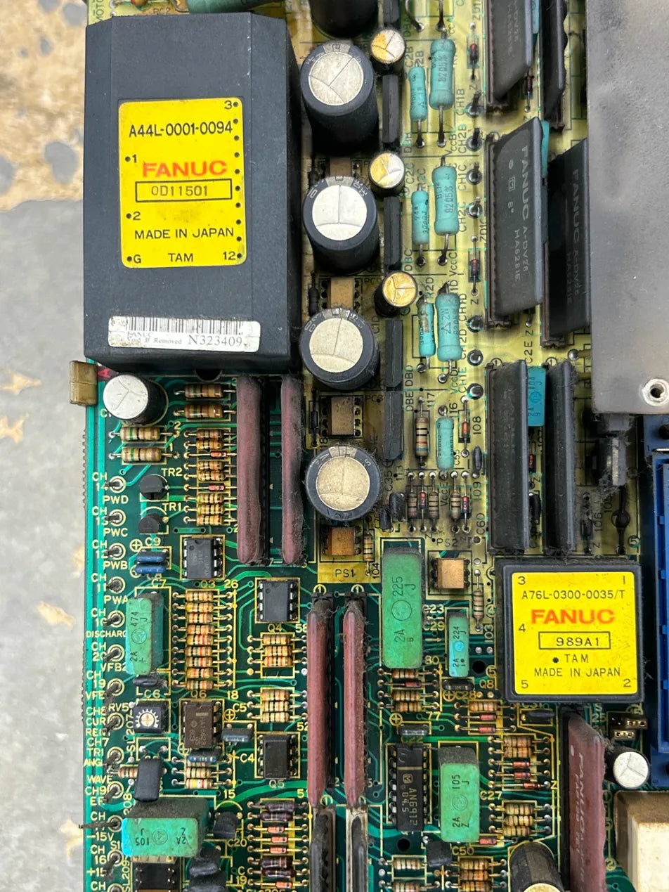 Fanuc Velocity Control Unit A06B-6047-H003 m00616
