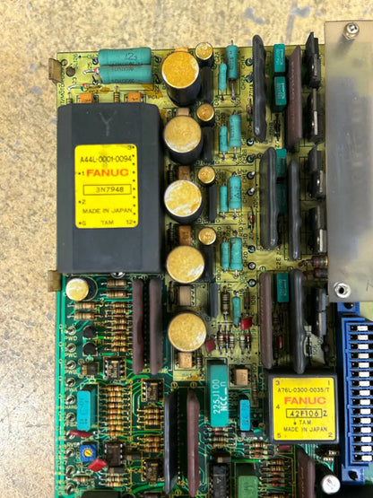Fanuc (Fujitsu Fanuc Ltd) Velocity Control Unit A06B-6047-H003 200V AC 3 Phase