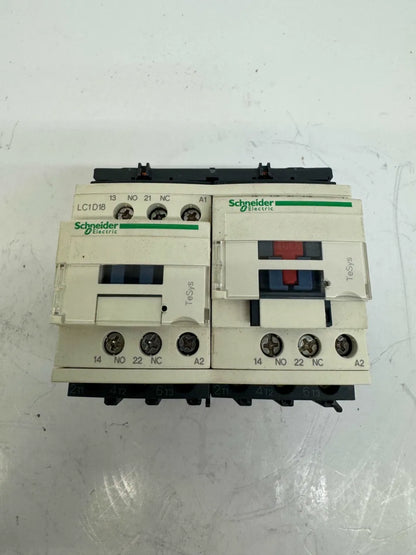 Schneider Electric Reversing Contactor LC2D18G7 18A, 120V AC Coil, 3-Pole