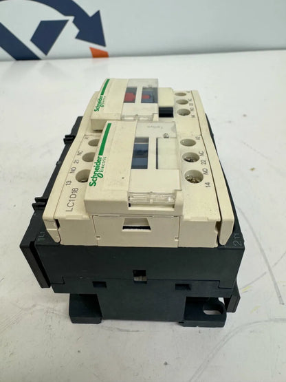 Schneider Electric Reversing Contactor LC2D18G7 18A, 120V AC Coil, 3-Pole