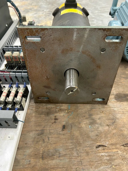Fanuc DC Servo Motor A06B-0653-B005 - Variable 1200 RPM