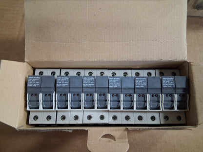 Allen-Bradley Class CC Fuse Holder 1492-FB2C30-L 600V