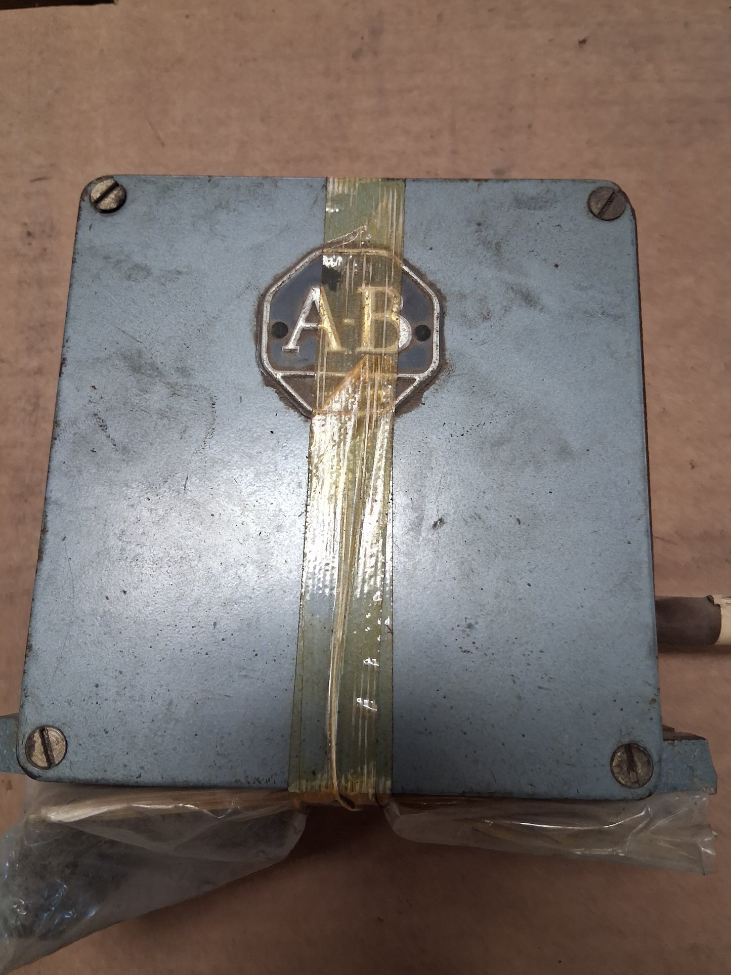 Allen-Bradley Limit Switch GSJ2-1 600V AC/DC