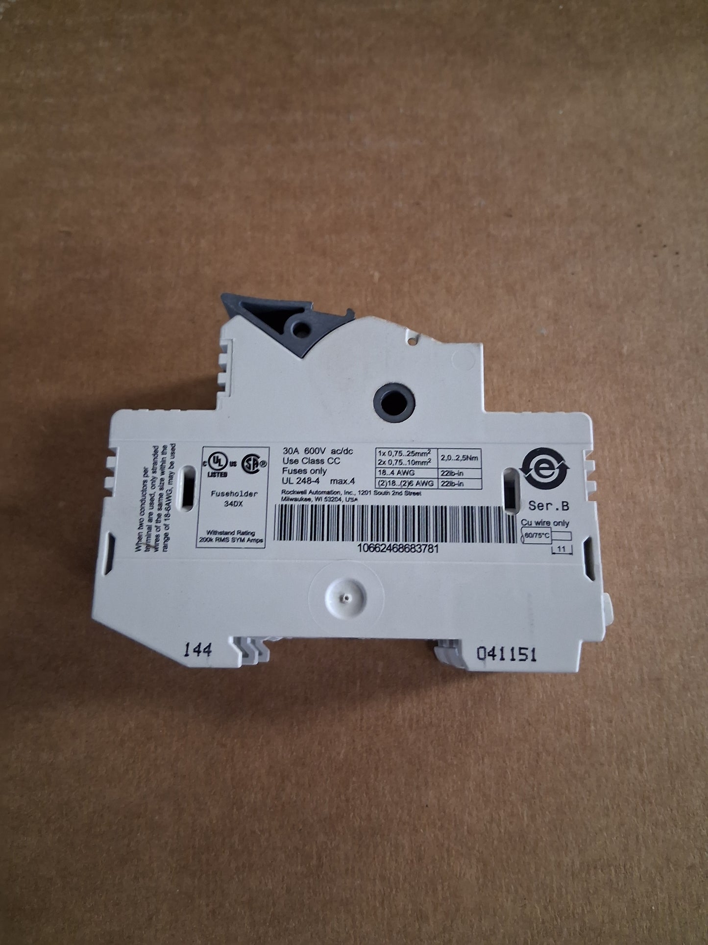 Allen-Bradley Class CC Fuse Holder 1492-FB2C30-L 600V
