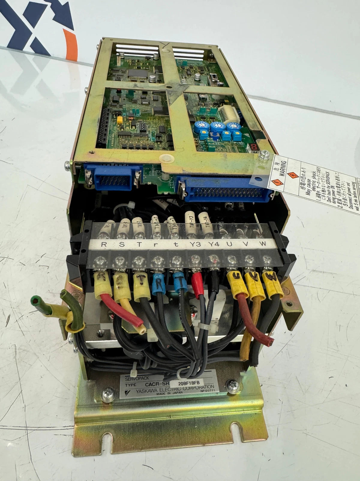 Yaskawa Electric Corporation Servo Drive CACR-SR20E3F1BFB