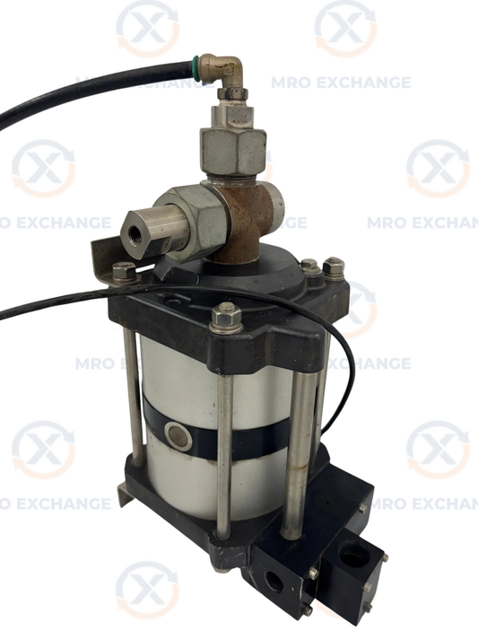 Maximator M10-2VE Air Driven Liquid Pump 450 psi (2,100 bar) Max Intermittent
